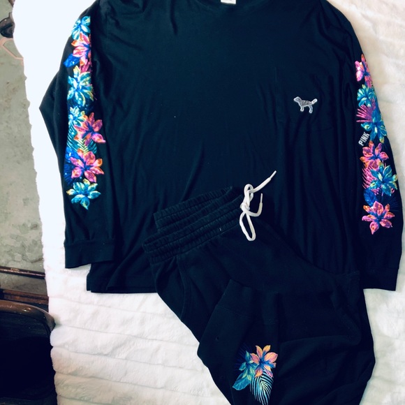 VS PINK LARGE LIMITED EDITION OUTFIT - Picture 4 of 8